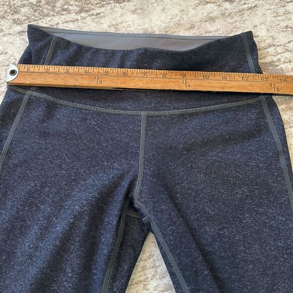 Athleta elation Black and Gray Ombre Leggings XS - Picture 6 of 9